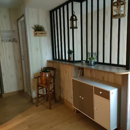 Chez Particuler Proche Du Circuit *