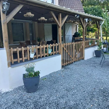 Chez Particuler Proche Du Circuit Séjour chez l'habitant