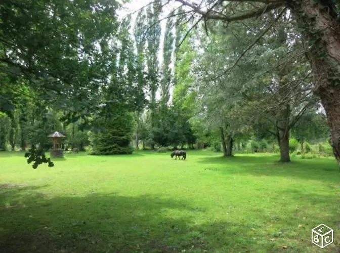 Chez Particuler Proche Du Circuit Quarto em Acomodações Particulares *