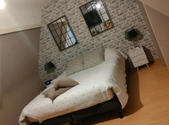 Chez Particuler Proche Du Circuit *