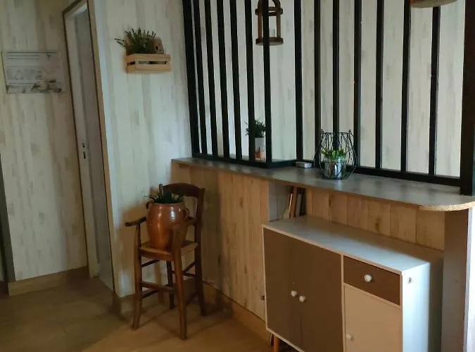 Chez Particuler Proche Du Circuit *