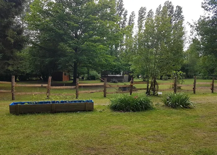 Quarto em Acomodações Particulares Chez Particuler Proche Du Circuit *